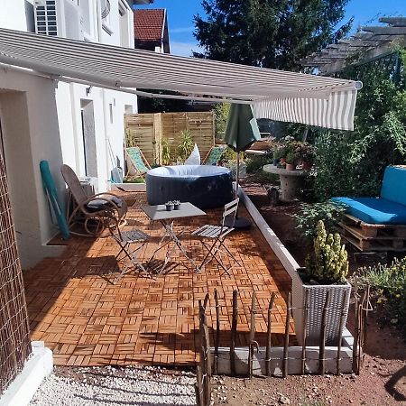 Superbe Appartement Avec Jacuzzi Avec Jardin Prive Lyon Buitenkant foto
