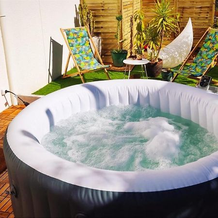 Superbe Appartement Avec Jacuzzi Avec Jardin Prive Lyon Buitenkant foto