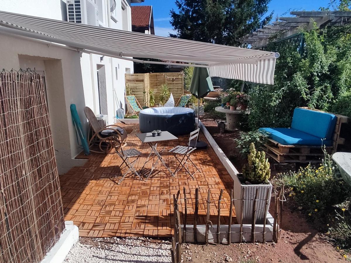 Superbe Appartement Avec Jacuzzi Avec Jardin Prive Lyon Buitenkant foto